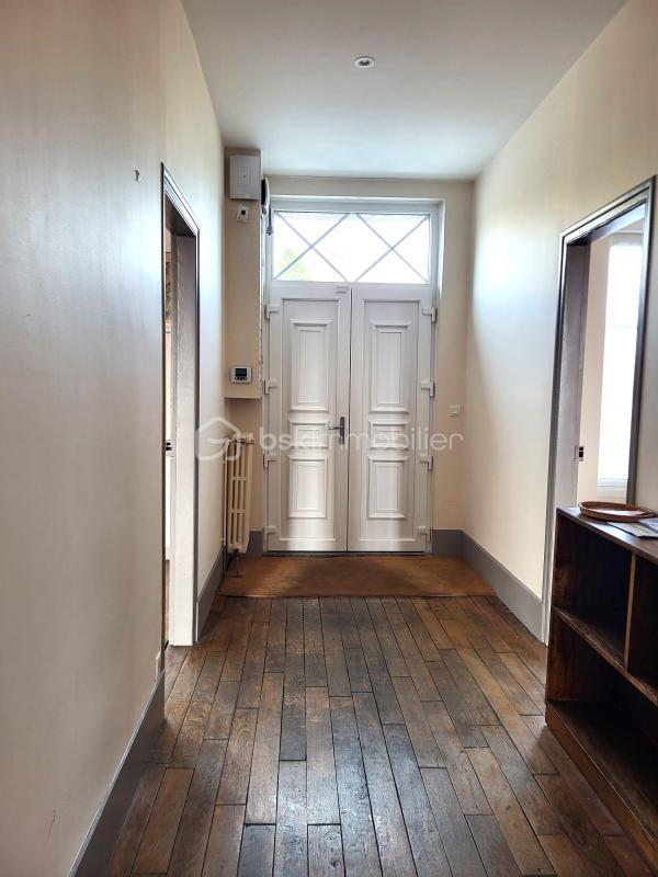 Maison ancienne - 215 m² - 7 pièces