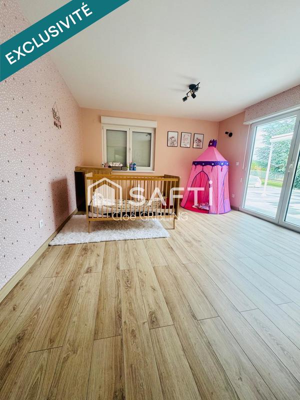 Maison - 219 m² - 6 pièces