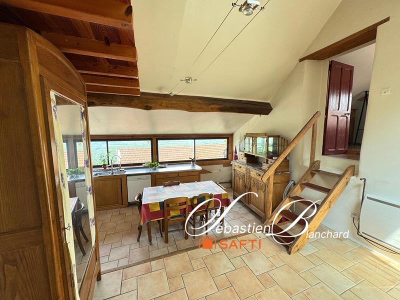 Maison - 148 m² - 6 pièces