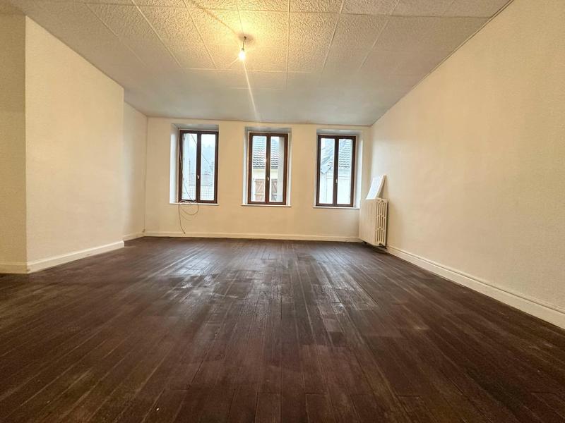 Maison - 214 m² - 9 pièces