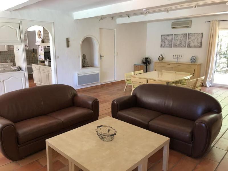 Propriété - 158 m² - 6 pièces