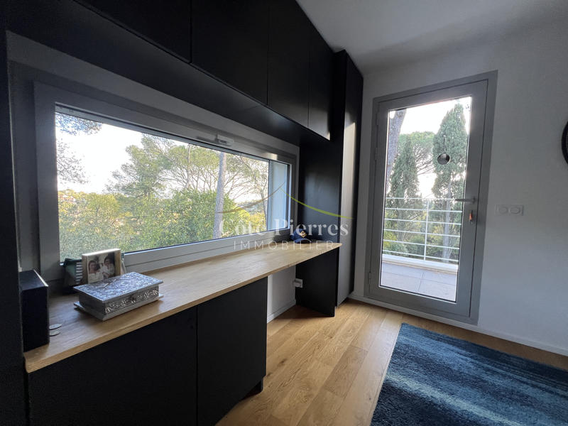 Villa - 172 m² - 6 pièces