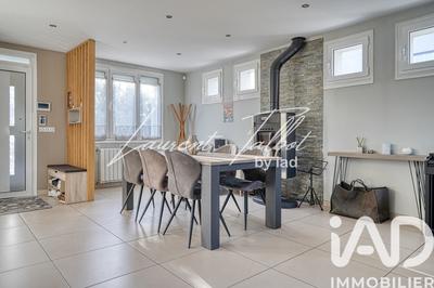 Maison - 162 m² - 7 pièces