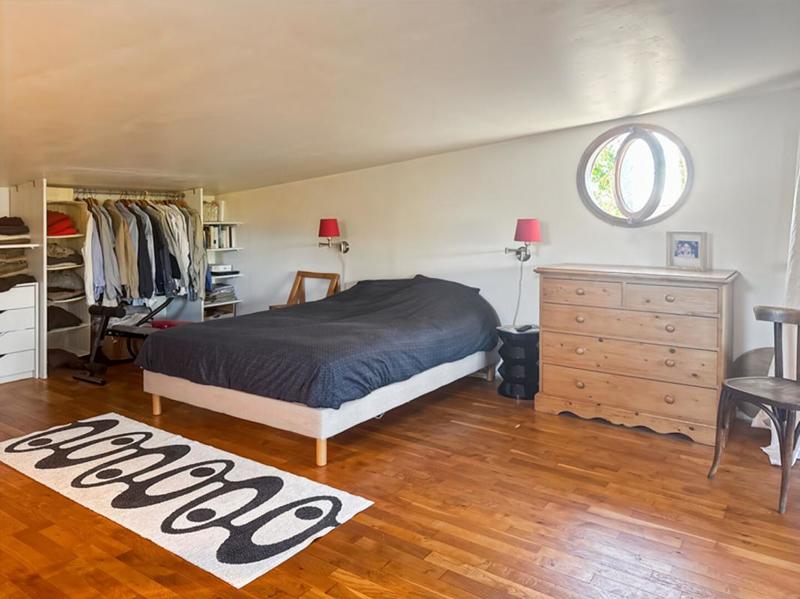 Maison - 99 m² - 6 pièces