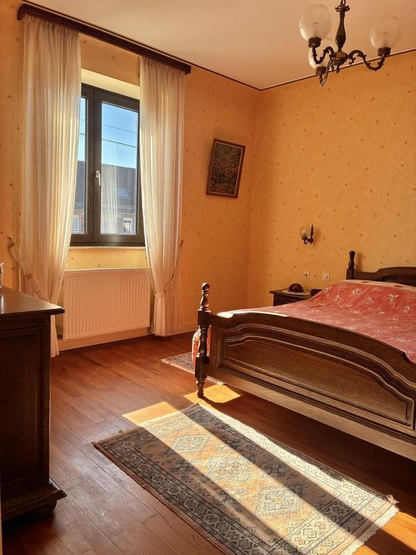 Maison - 170 m² - 6 pièces