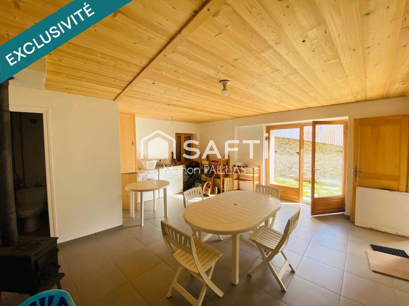 Maison - 176 m² - 8 pièces