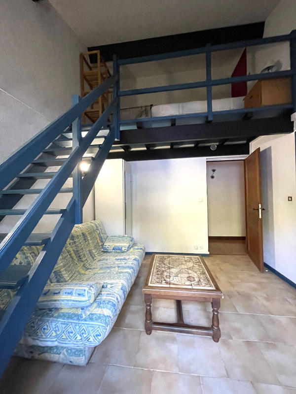 Maison - 280 m² - 8 pièces