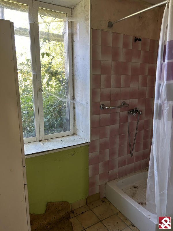 Maison ancienne - 115 m² - 2 pièces