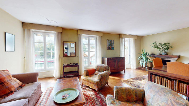 Local commercial - 227 m² - 10 pièces