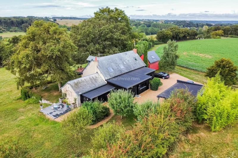 Maison - 214 m² - 10 pièces