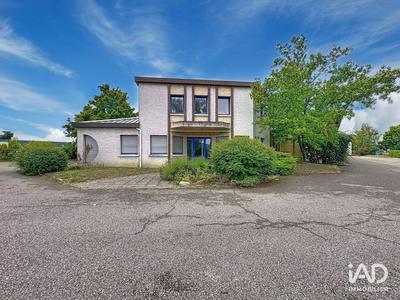 Local commercial - 1 995 m²