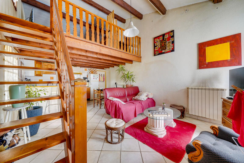 Maison - 140 m² - 5 pièces