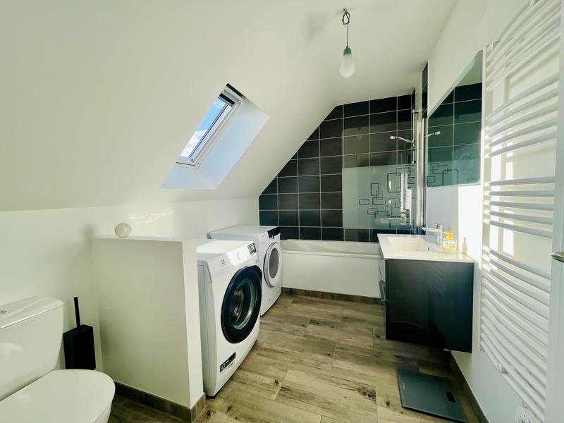 Maison - 108 m² - 6 pièces