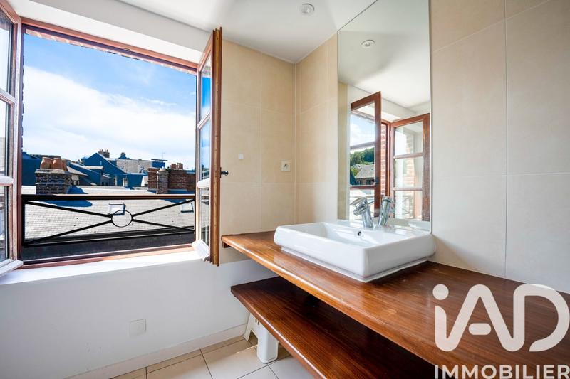 Appartement - 125 m² - 6 pièces