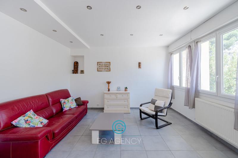 Appartement - 97 m² - 4 pièces