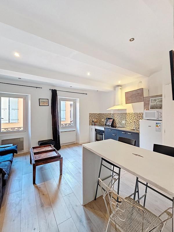 Immeuble - 67 m² - 4 pièces