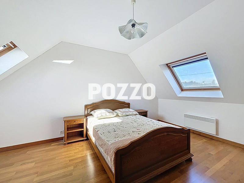 Maison - 189 m² - 9 pièces