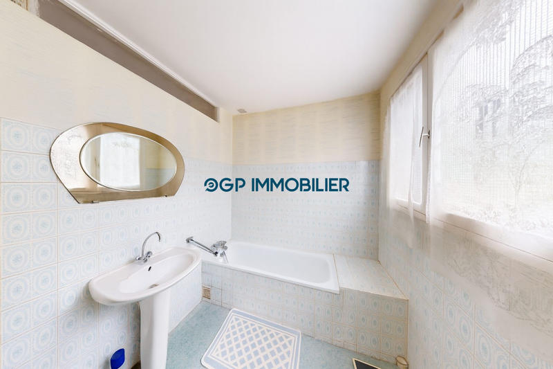 Maison ancienne - 135 m² - 7 pièces