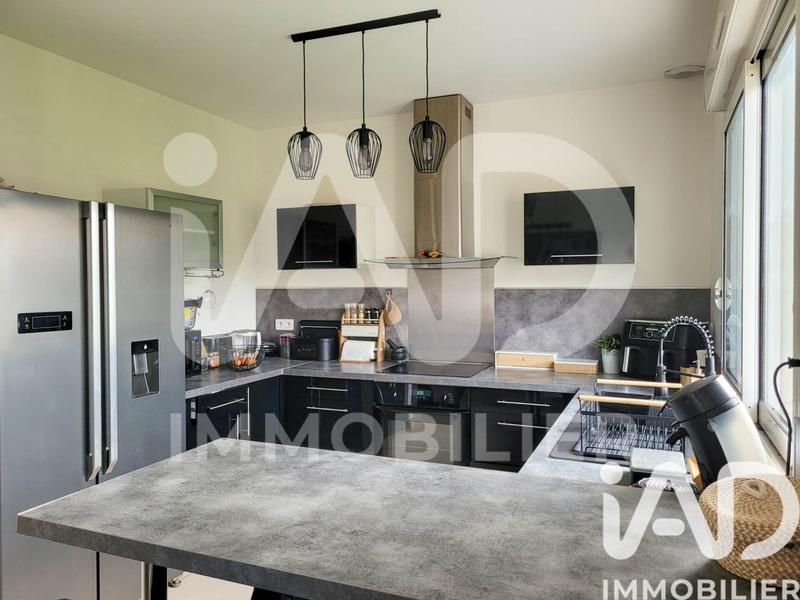 Maison - 137 m² - 7 pièces