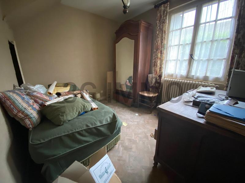 Villa - 240 m² - 9 pièces