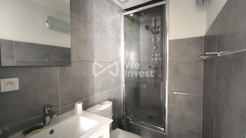 Immeuble - 200 m² - 7 pièces