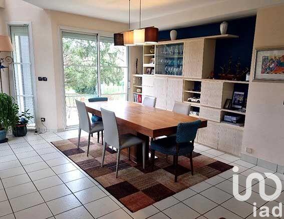 Maison de maîtres - 210 m² - 7 pièces