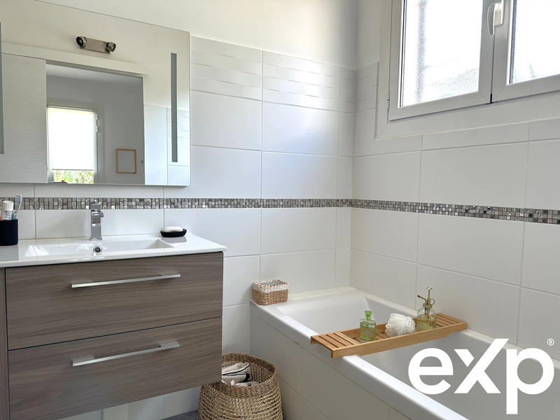 Villa - 220 m² - 7 pièces