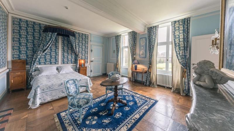 Château - 1 535 m² - 36 pièces