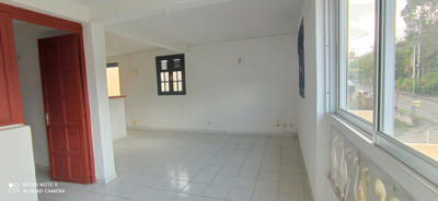 Appartement - 75 m² - 4 pièces