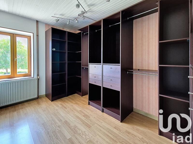 Maison - 215 m² - 8 pièces