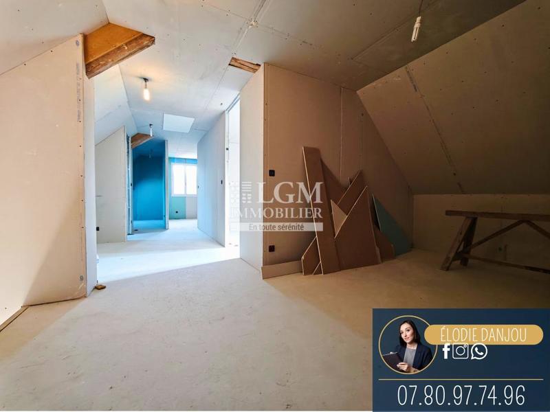 Moulin - 250 m² - 7 pièces