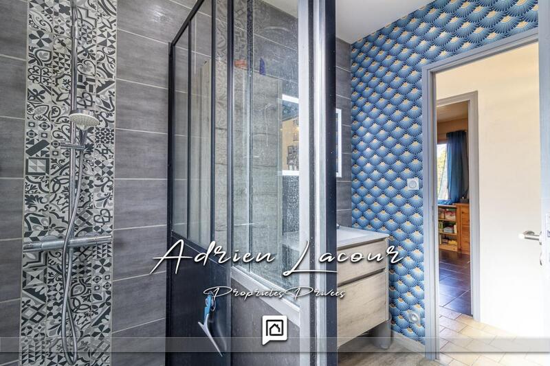 Maison - 97 m² - 7 pièces