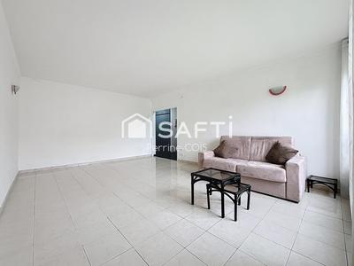 Appartement - 75 m² - 3 pièces