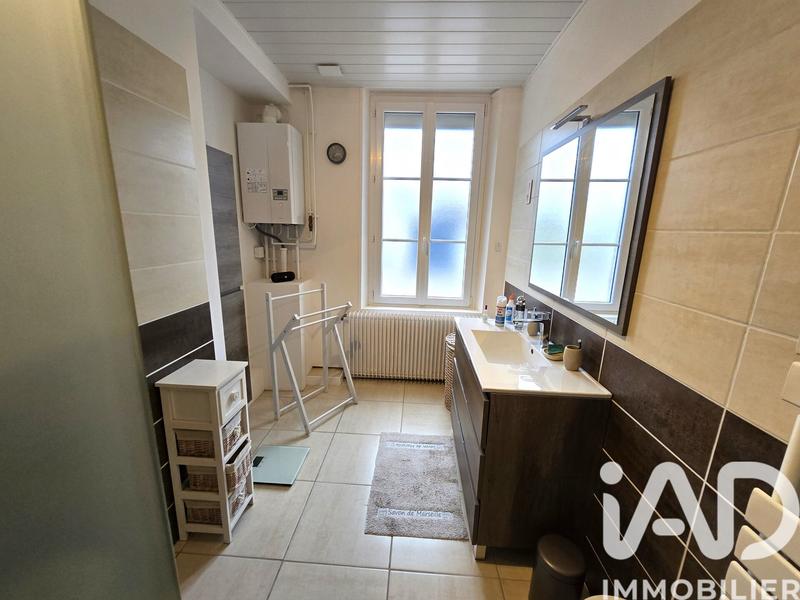 Maison - 105 m² - 5 pièces