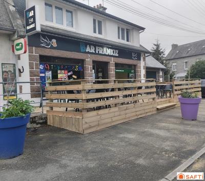 Local commercial - 300 m² - 6 pièces