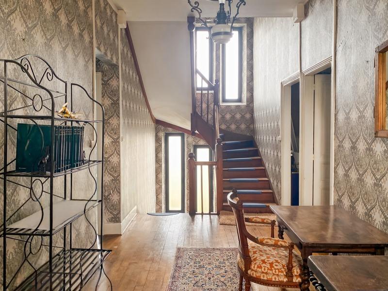 Maison bourgeoise - 388 m² - 11 pièces