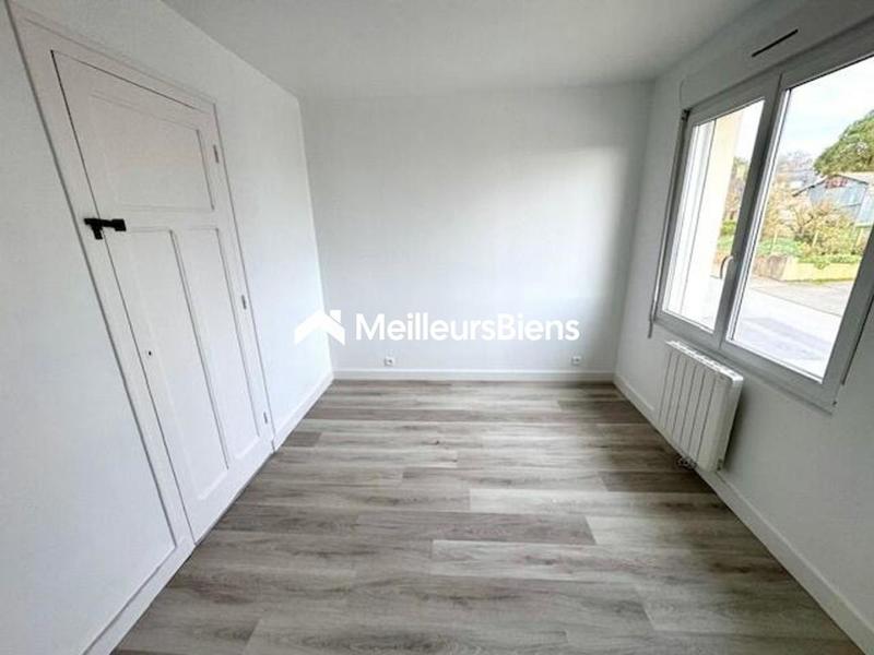 Maison - 83 m² - 5 pièces
