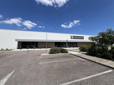 Local commercial - 290 m² - 2 pièces