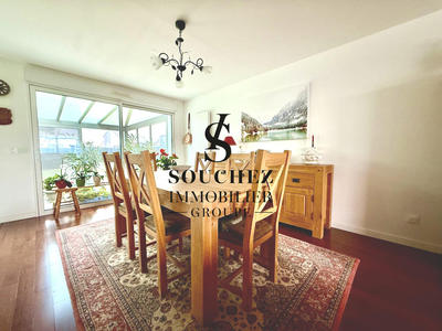 Maison - 134 m² - 8 pièces