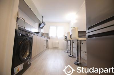 Chambre - 9 m² - 1 pièce