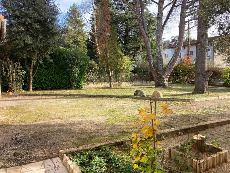 Maison - 212 m² - 7 pièces