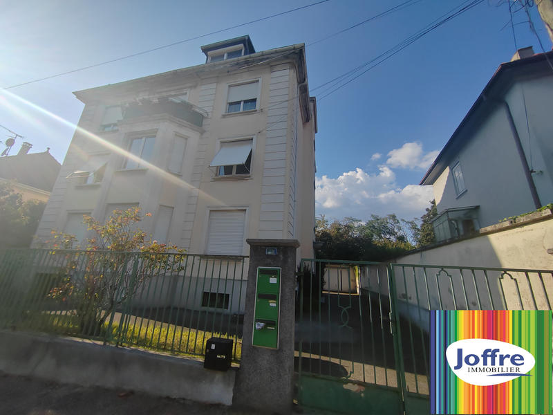 Appartement - 106 m² - 4 pièces