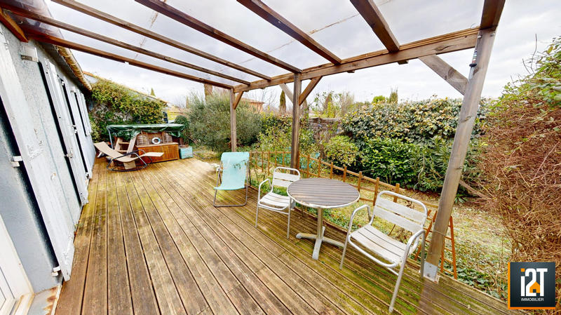 Maison traditionnelle - 102 m² - 5 pièces