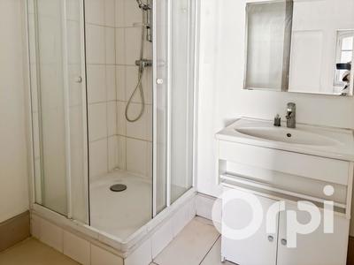 Appartement - 80 m² - 3 pièces