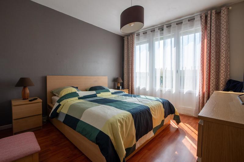 Appartement - 95 m² - 5 pièces