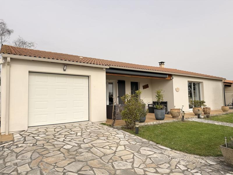 Maison - 108 m² - 4 pièces