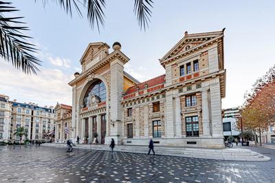 Fonds de commerce - 84 m²