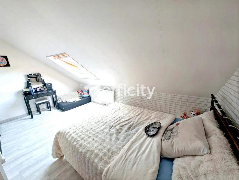 Maison - 150 m² - 8 pièces