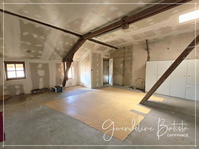 Maison de village - 110 m² - 4 pièces