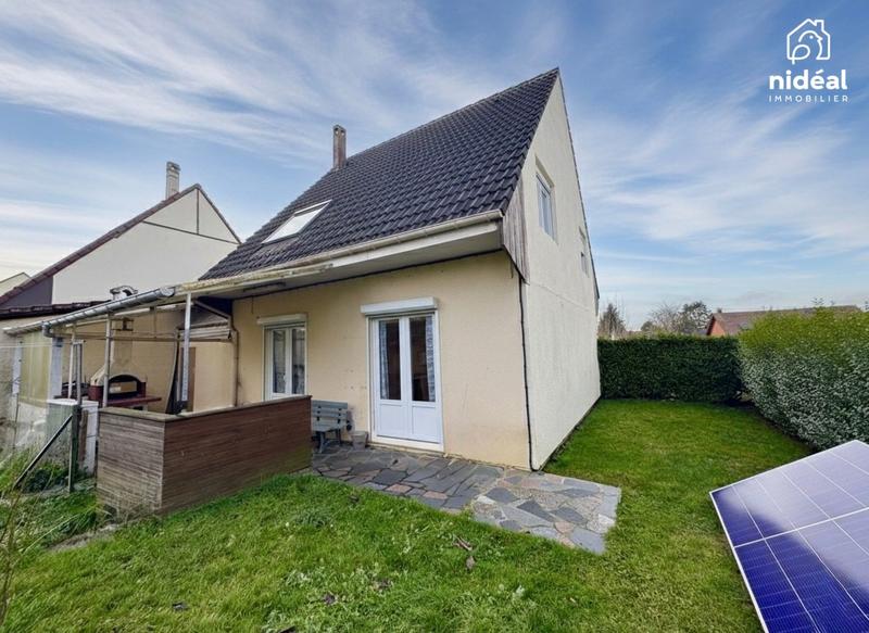 Maison traditionnelle - 90 m² - 4 pièces